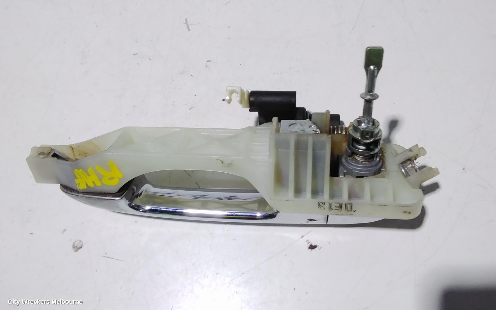 KIA CERATO DOOR HANDLE, OUTER, RH FRONT, CHROME, TD, 10/2008 - 03/2013