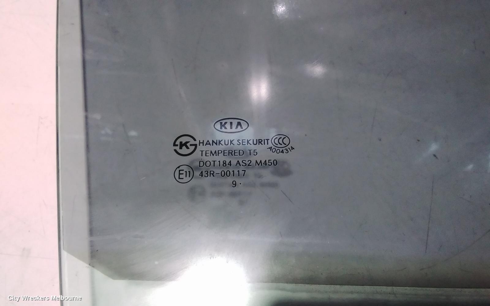 KIA CERATO RIGHT FRONT DOOR WINDOW, TD, COUPE/KOUP, 07/2009 - 03/2013