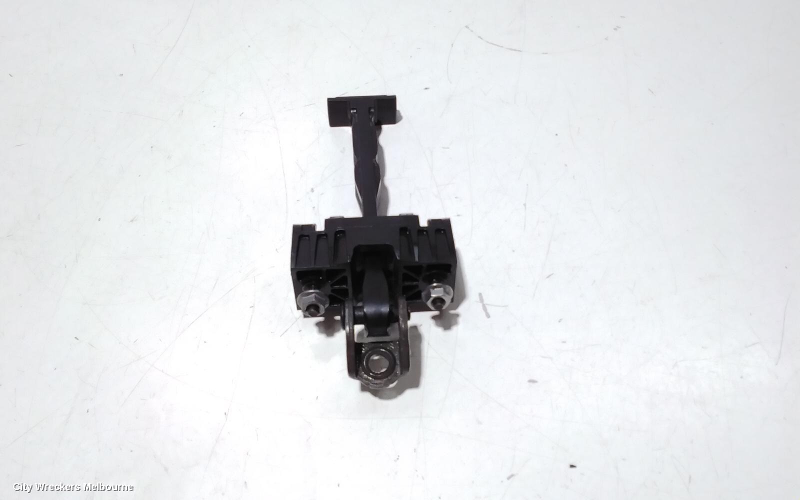 PEUGEOT 508 DOOR HINGE/RUNNER, 07/2011 - 12/2017