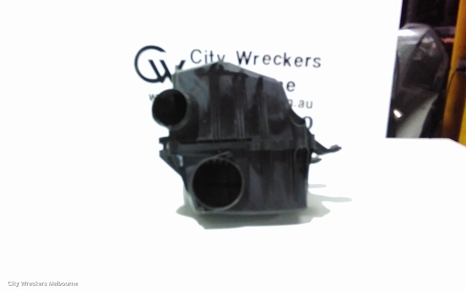 FORD TERRITORY AIR CLEANER/BOX, AIR CLEANER, SZ MKI-MKII, 2.7, DIESEL, 04/2011 - 12/2016