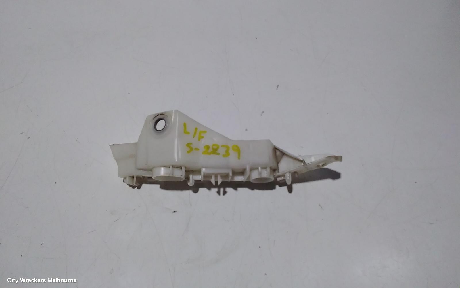 VOLKSWAGEN GOLF, GEN 7, 11/2012 - 08/2020, LHF BAR BRAKET: 103181