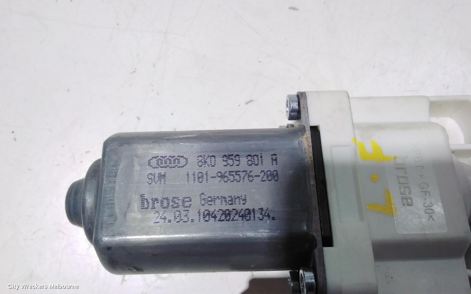 SKODA SUPERB LEFT FRONT WINDOW REG/MOTOR, 3T 03/2009 - 12/2015