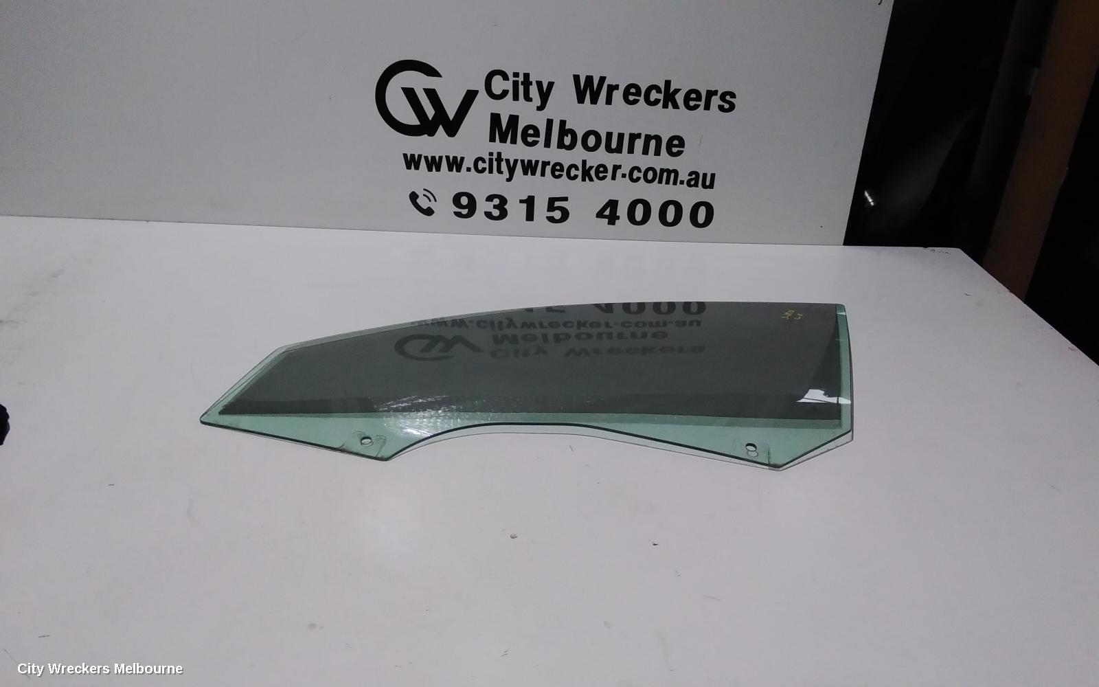 SKODA SUPERB LEFT FRONT DOOR WINDOW, 3T, STANDARD TYPE, 03/2009 - 12/2015