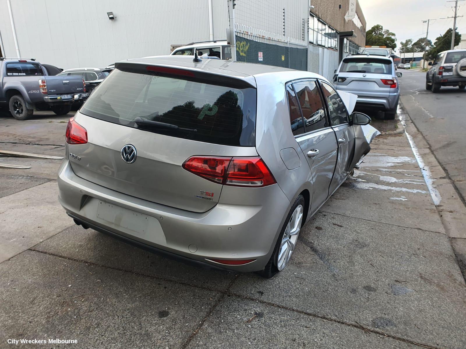 VOLKSWAGEN GOLF RIGHT TAILLIGHT, GEN 7, HATCH, 03/2013 - 03/2017