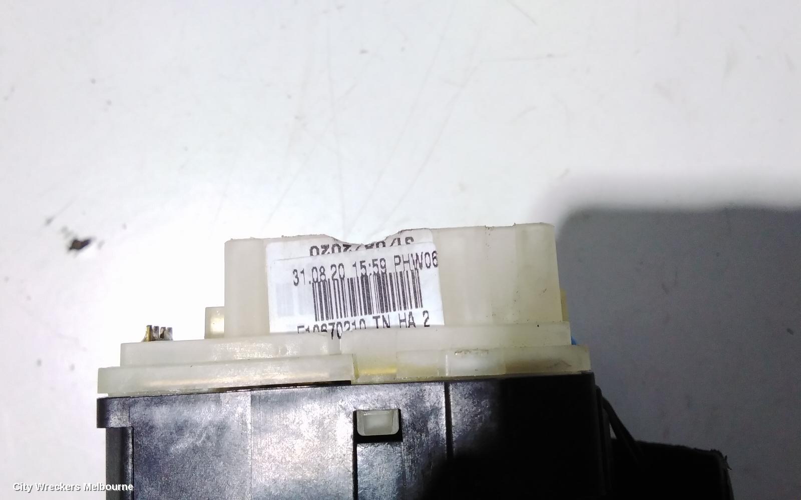 MITSUBISHI EXPRESS COMBINATION SWITCH, WIPER SWITCH, W/ AUTO WIPER TYPE, AUTO T/M, SN, 03/2020 - 12/2022