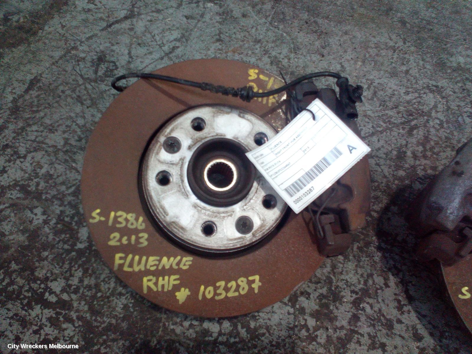 RENAULT FLUENCE RIGHT FRONT HUB ASSEMBLY, X38 09/2010 - 01/2016