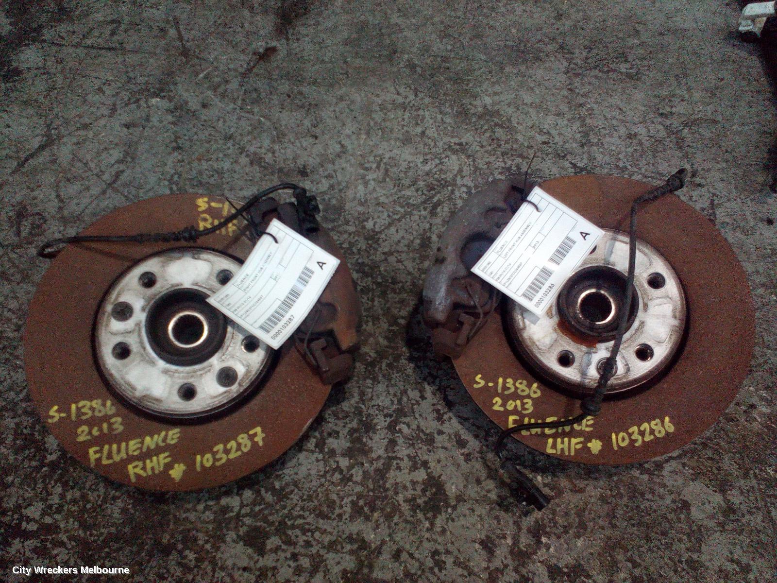 RENAULT FLUENCE RIGHT FRONT HUB ASSEMBLY, X38 09/2010 - 01/2016