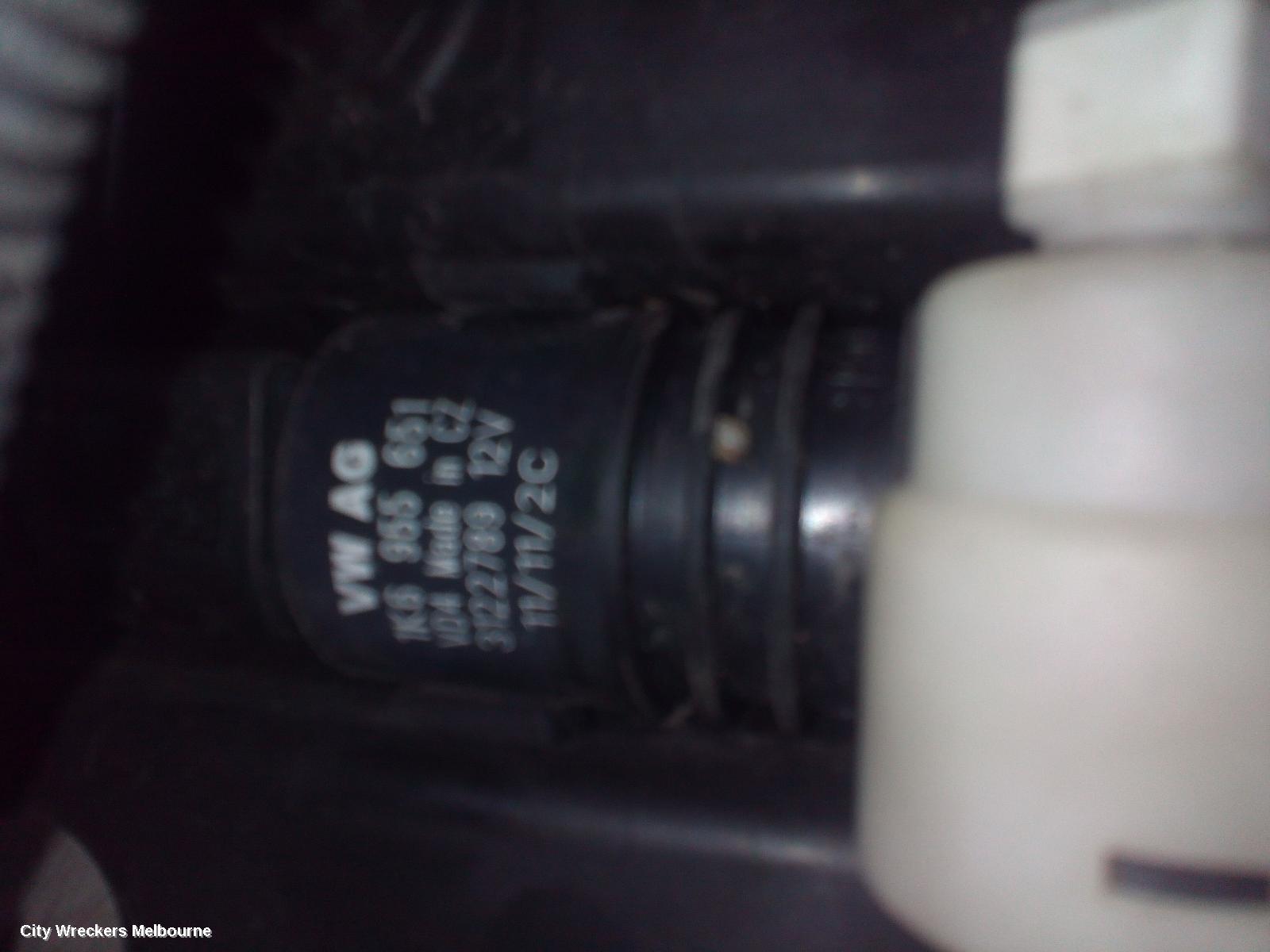 VOLKSWAGEN TIGUAN WASHER BOTTLE, 5N, NON H/LAMP WASHERS TYPE, 05/2008 - 08/2016