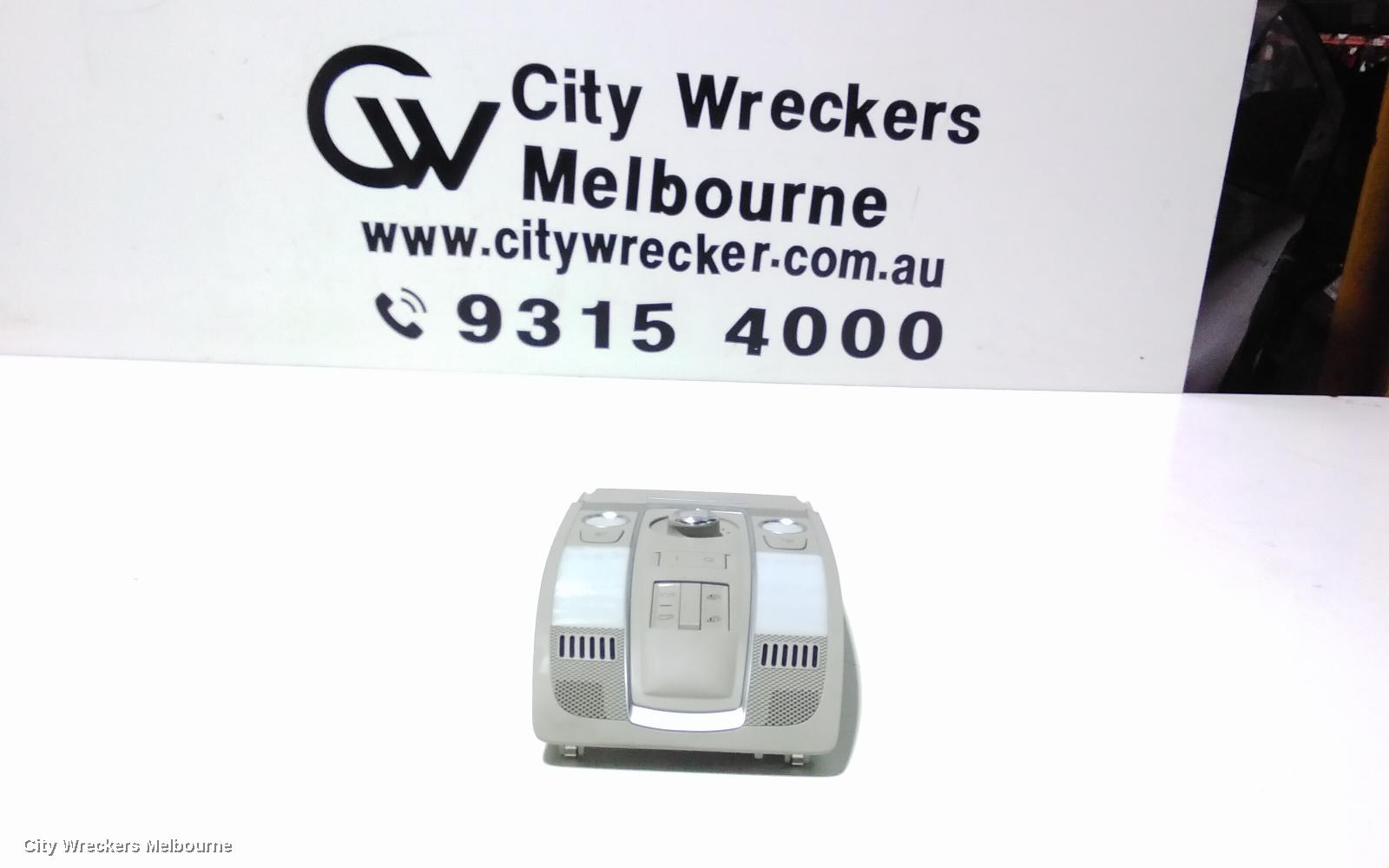 AUDI Q7 COURTESY LIGHT, FRONT (CENTRE), W/ SUNROOF CONTROLS TYPE, 4L, 09/2006 - 08/2015