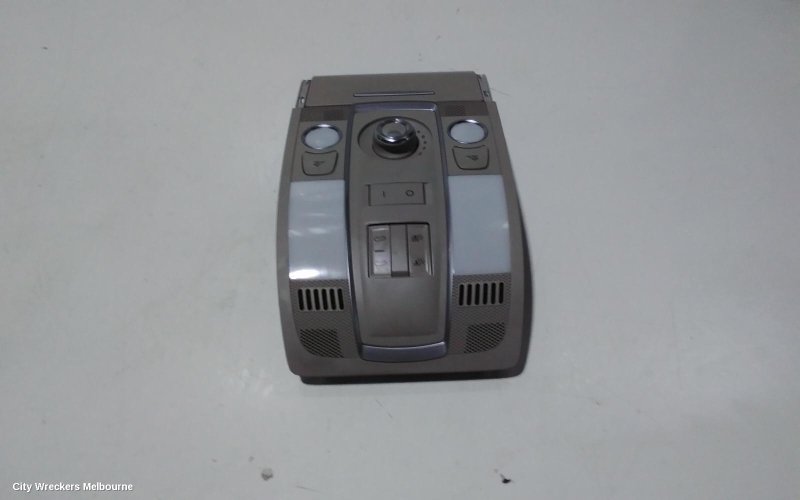 AUDI Q7 COURTESY LIGHT, FRONT (CENTRE), W/ SUNROOF CONTROLS TYPE, 4L, 09/2006 - 08/2015