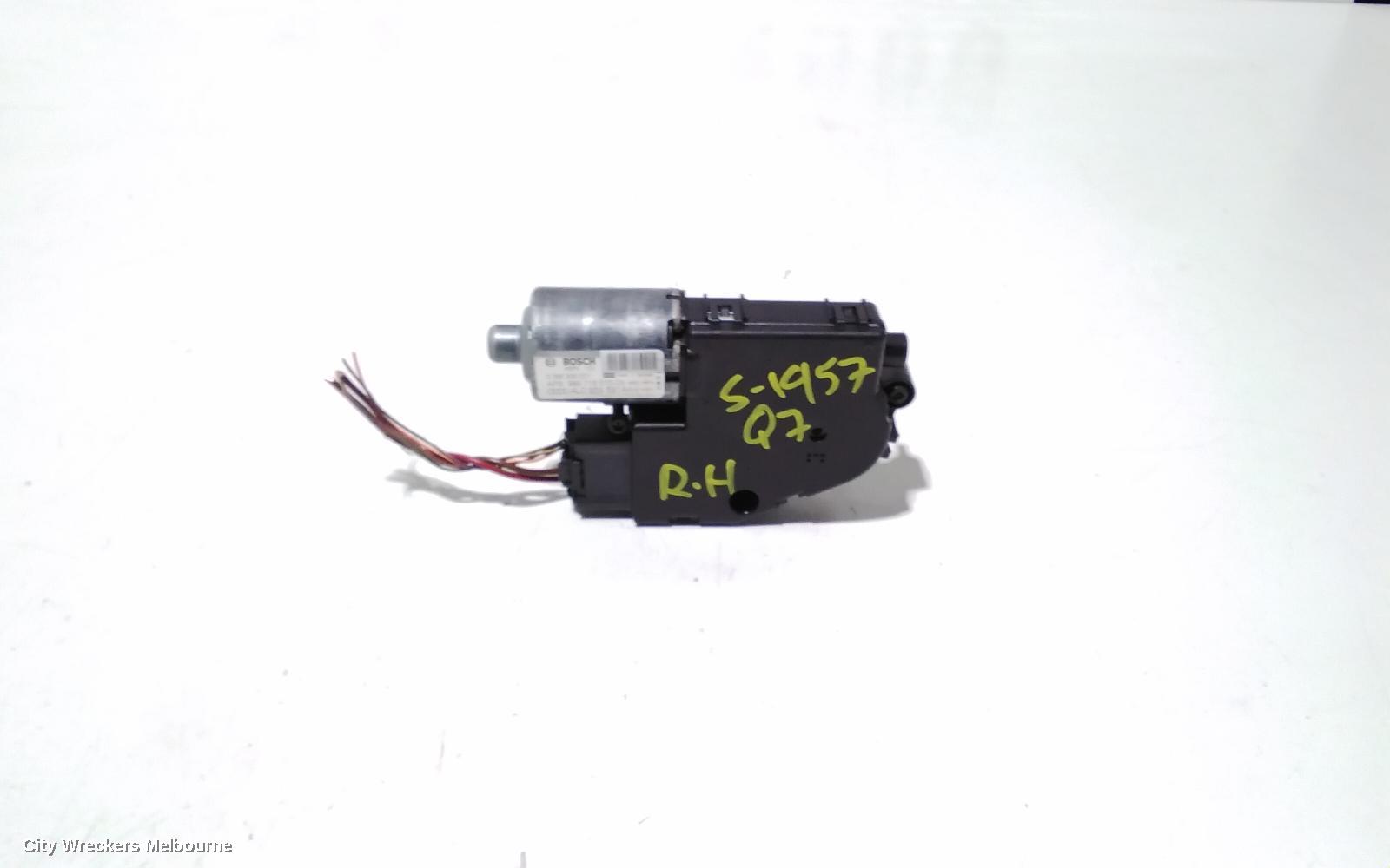 AUDI Q7 SUNROOF MOTOR, 4L, 09/2006 - 08/2015