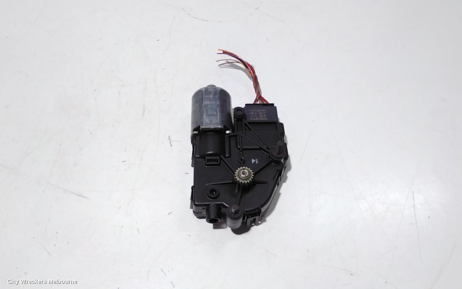 AUDI Q7 SUNROOF MOTOR, 4L, 09/2006 - 08/2015