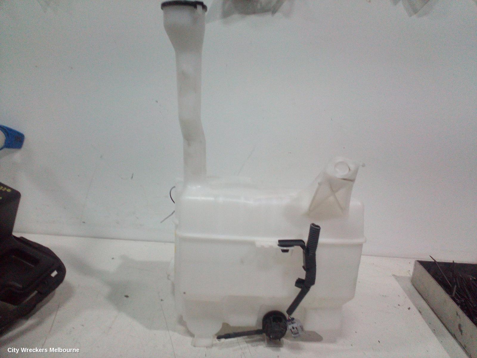 TOYOTA CAMRY WASHER BOTTLE, ASV50/AVV50, 12/2011 - 10/2017