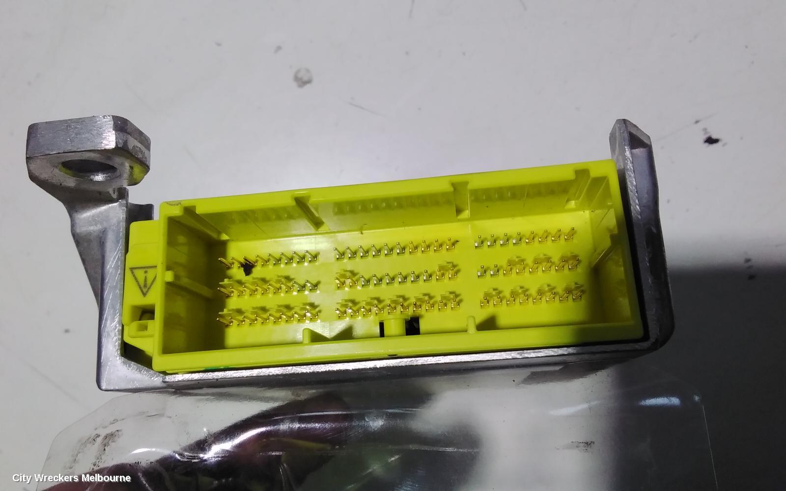 TOYOTA CAMRY AIRBAG MODULE/SENSOR, MODULE, ASV50/AVV50, 12/2011 - 10/2017