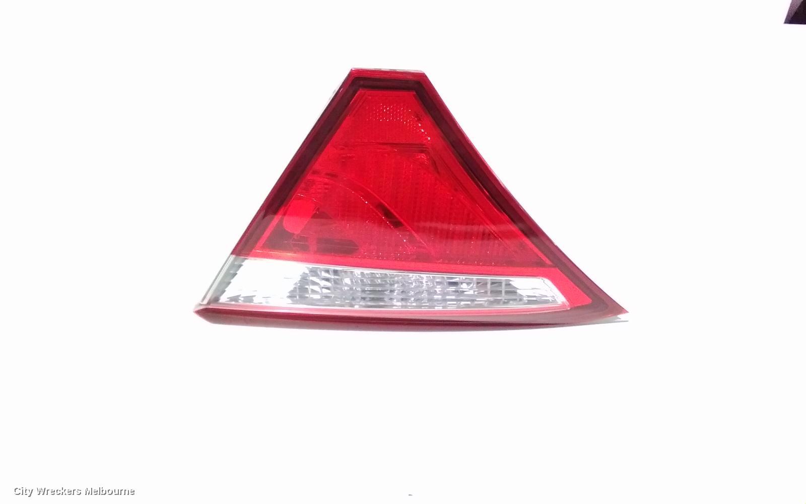 TOYOTA CAMRY REAR GARNISH, BOOTLID LAMP (RH SIDE), ASV50, 04/2015 - 10/2017