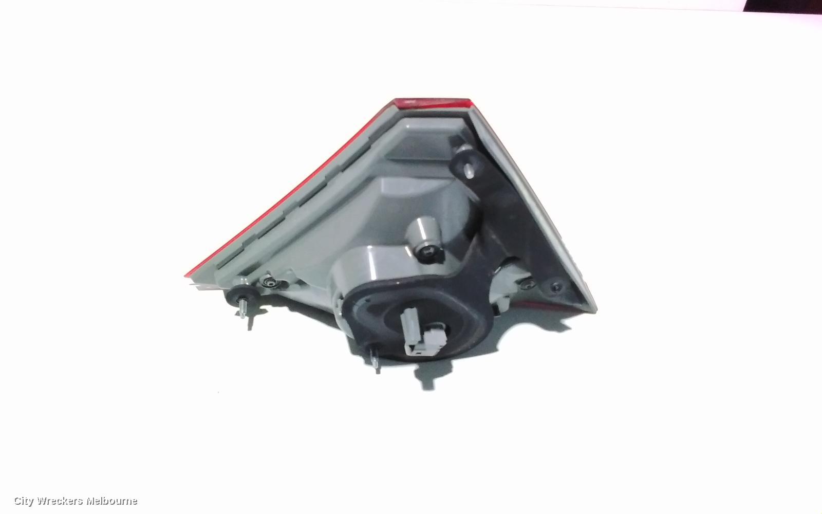 TOYOTA CAMRY REAR GARNISH, BOOTLID LAMP (RH SIDE), ASV50, 04/2015 - 10/2017