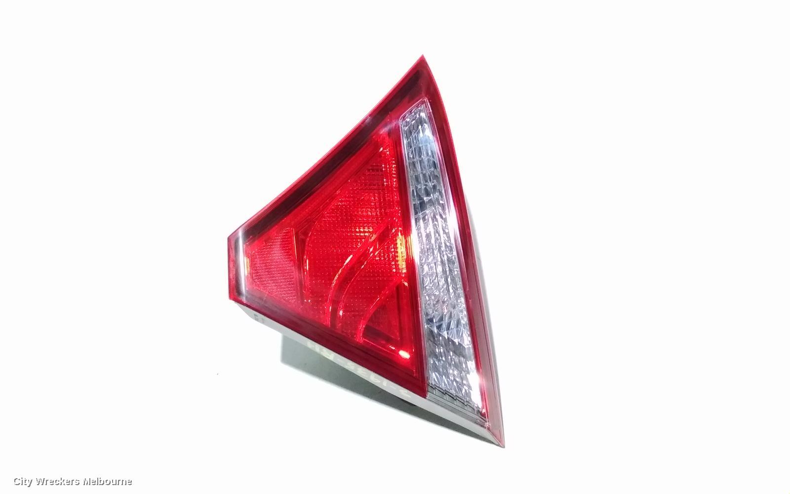 TOYOTA CAMRY REAR GARNISH, BOOTLID LAMP (RH SIDE), ASV50, 04/2015 - 10/2017
