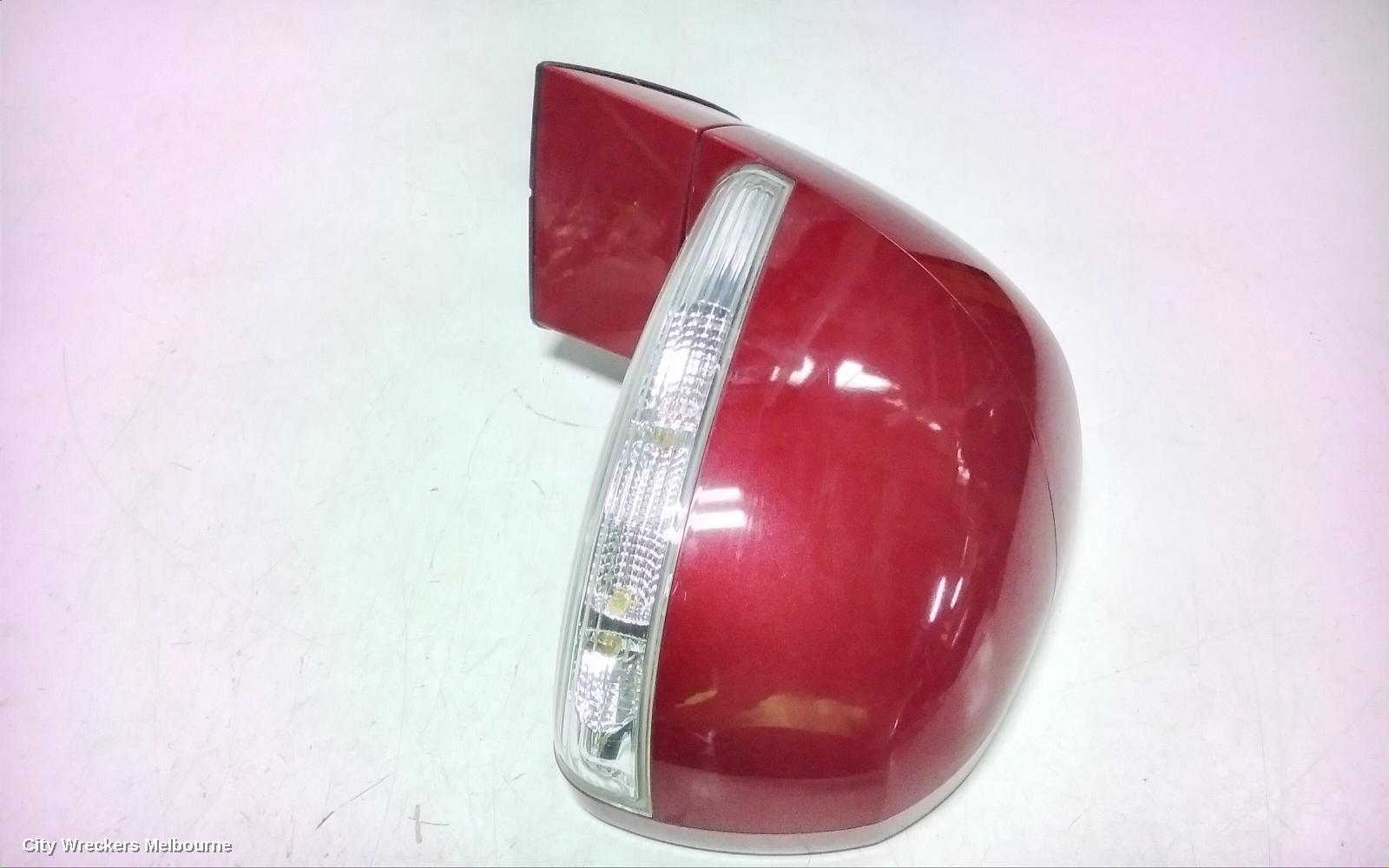 HOLDEN CAPTIVA LEFT DOOR MIRROR, CG, NON BLINDSPOT DETECTION TYPE, 10/2015 - 06/2018