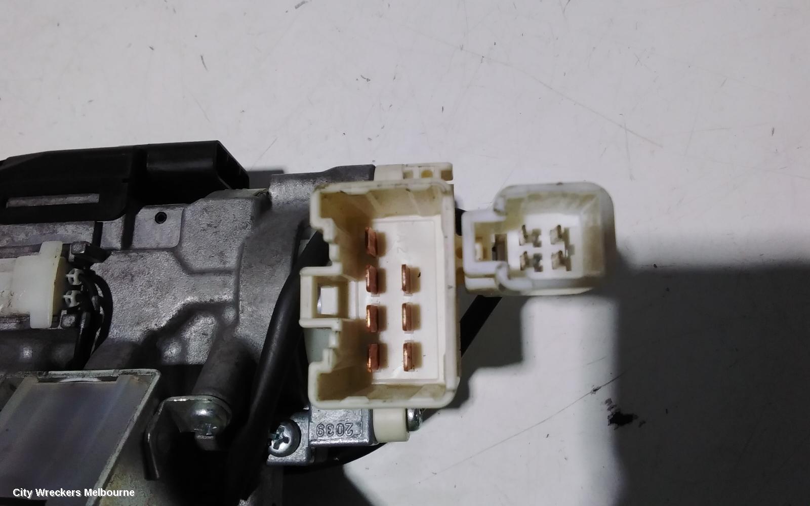 TOYOTA HIACE IGNITION W/ KEY, TRH/KDH, 03/2005 - 04/2019