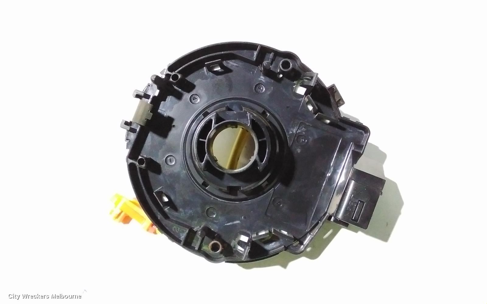 TOYOTA HIACE AIRBAG MODULE/SENSOR, CLOCKSPRING, TRH/KDH, 03/2005 - 01/2014