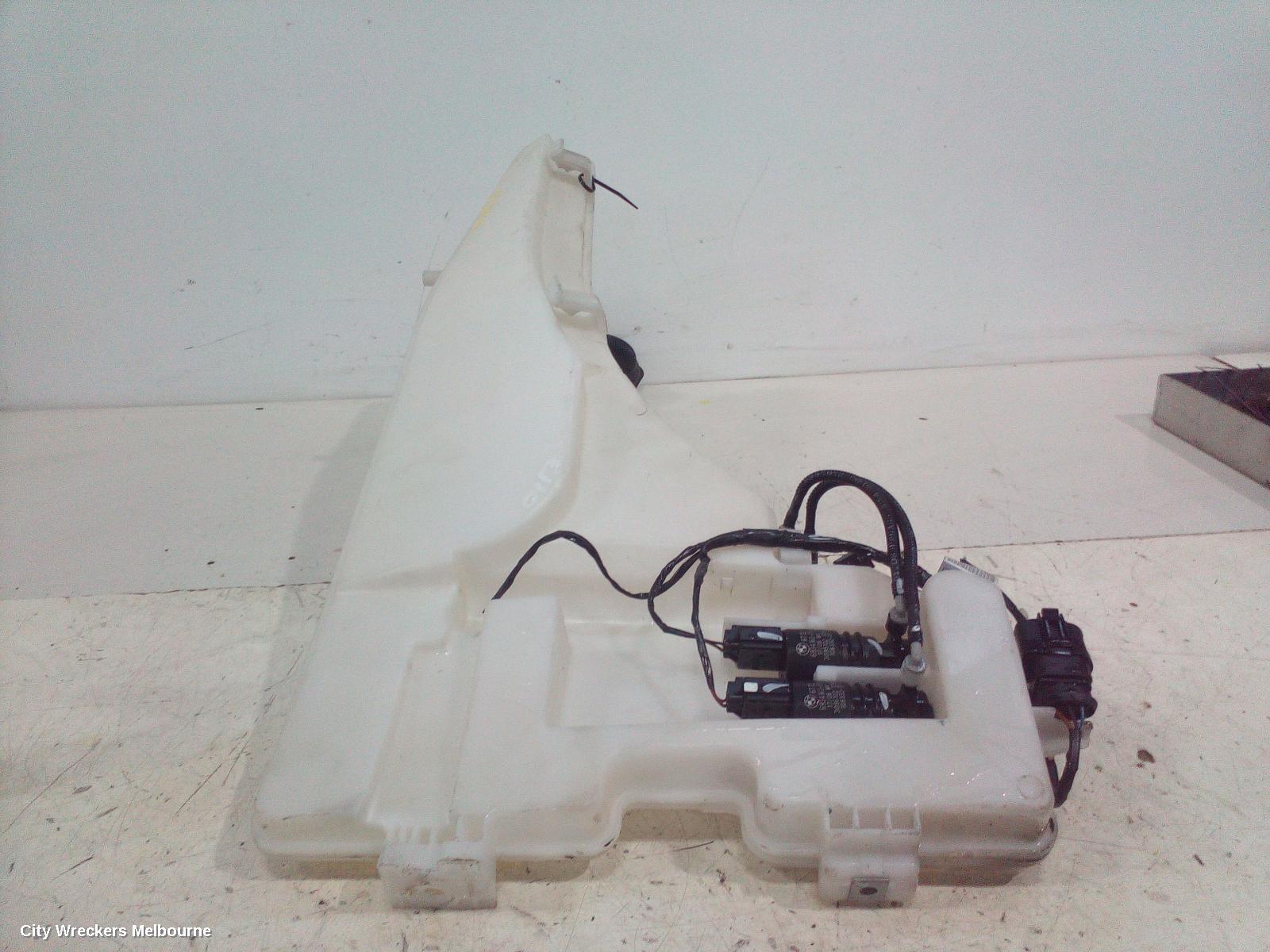 BMW X5 WASHER BOTTLE, E70, NON H/LAMP WASHER TYPE, 03/2007 - 03/2010