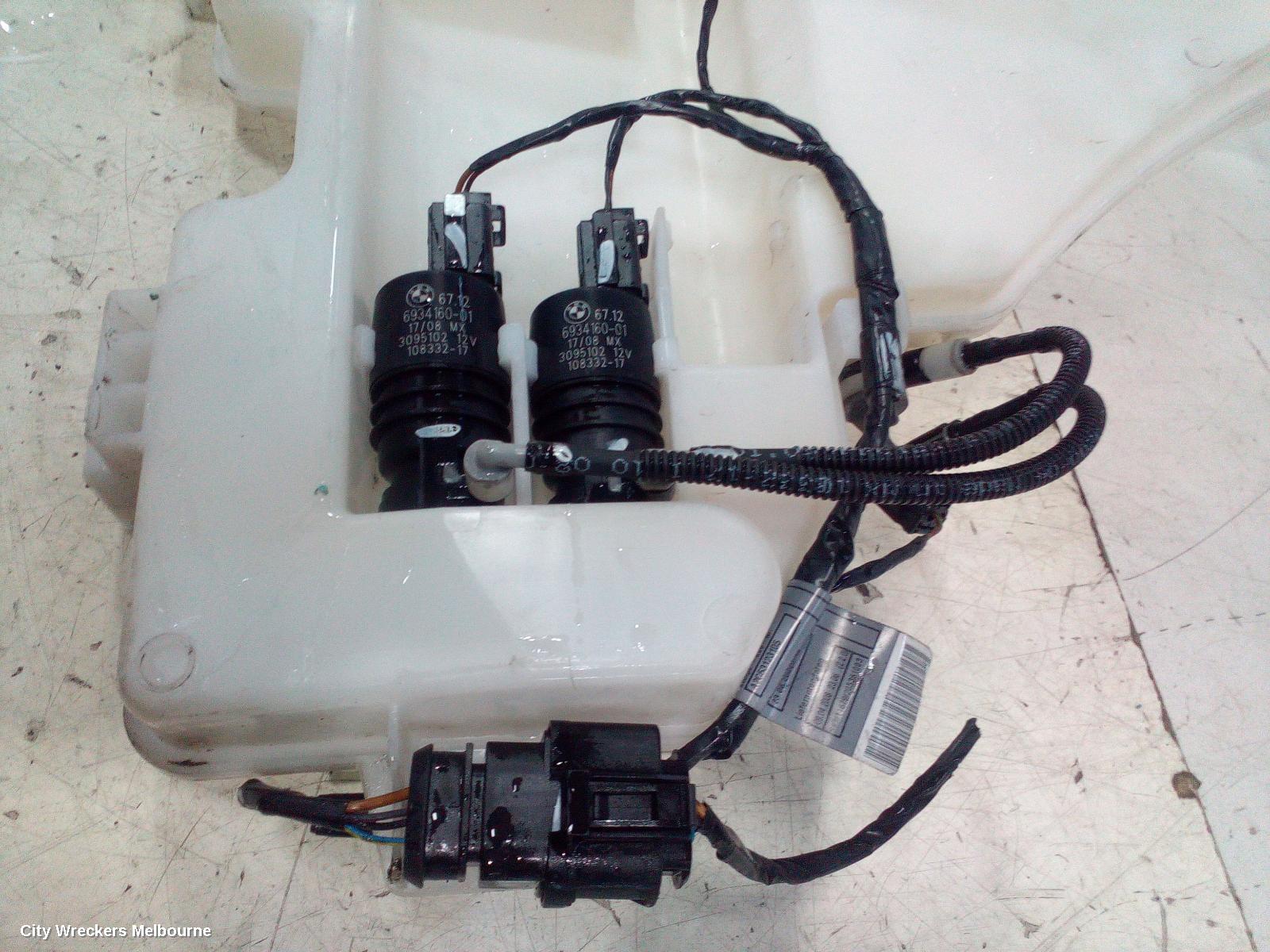 BMW X5 WASHER BOTTLE, E70, NON H/LAMP WASHER TYPE, 03/2007 - 03/2010