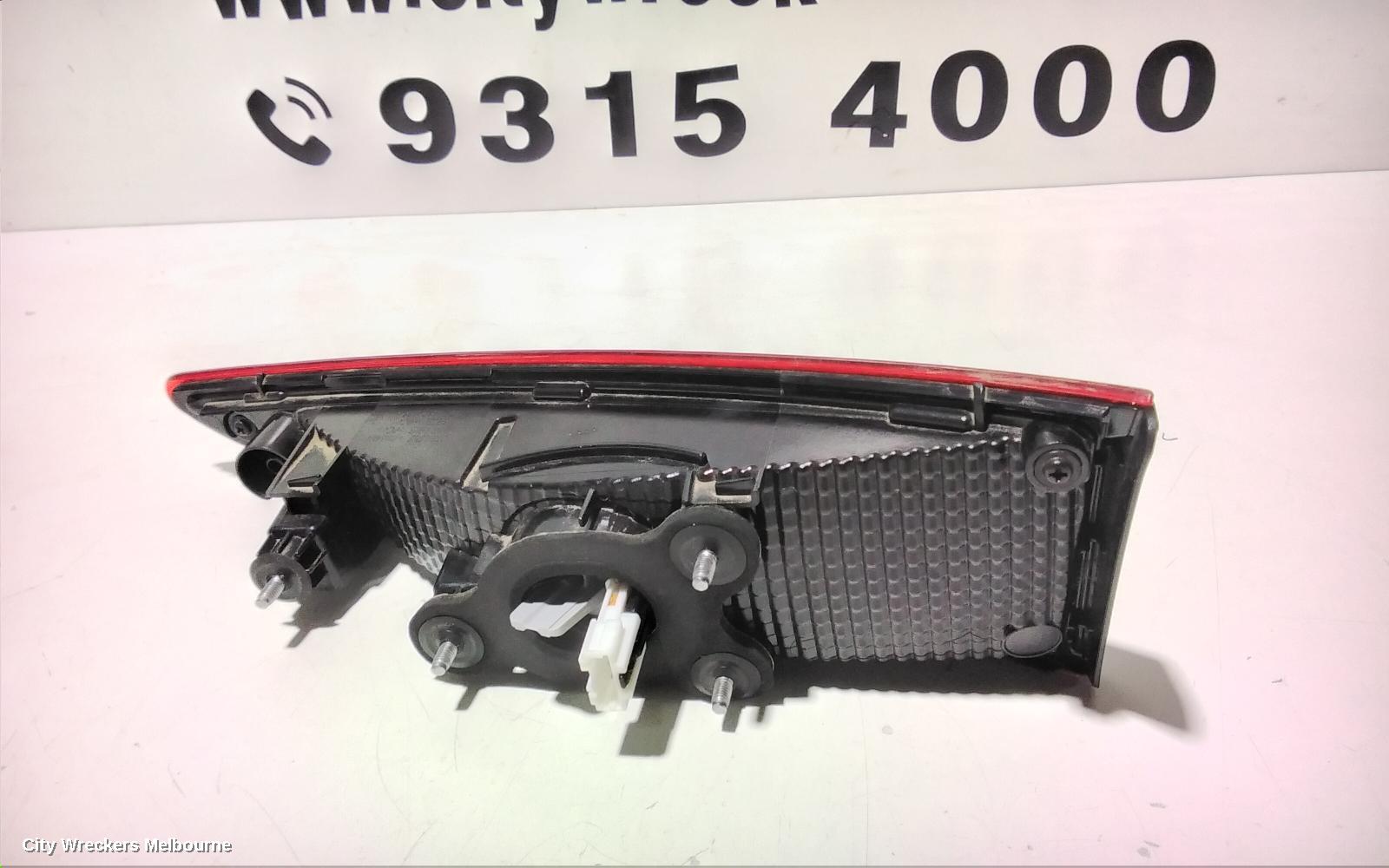 HYUNDAI KONA REAR GARNISH, TAILGATE LAMP (LH SIDE), LED TYPE, OS, 09/2017 - 10/2020
