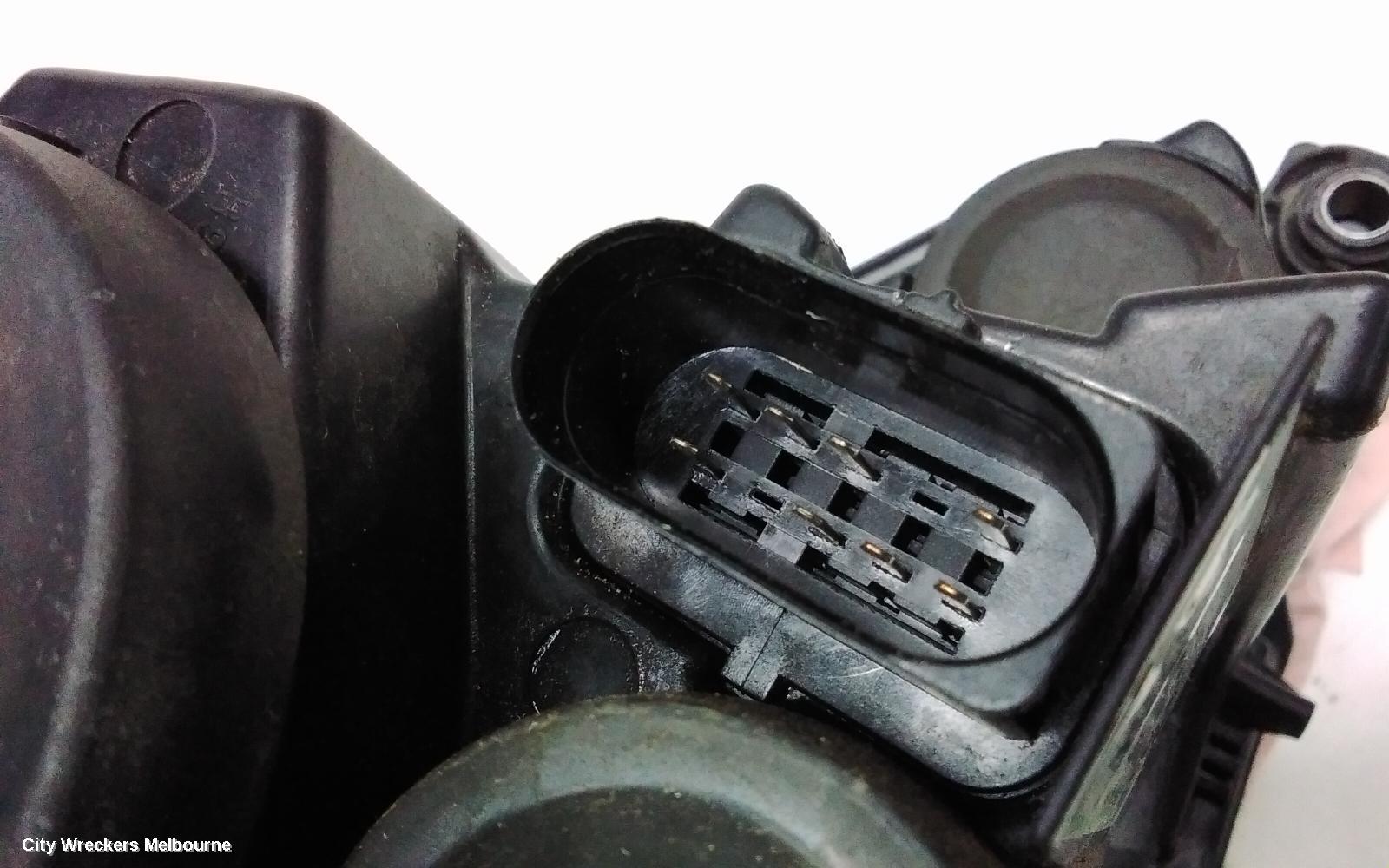 VOLKSWAGEN PASSAT RIGHT HEADLAMP, B8/MK7, HALOGEN TYPE, 06/2015 - 10/2019
