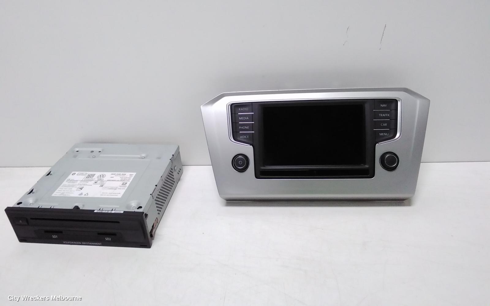 VOLKSWAGEN PASSAT RADIO/CD/DVD/SAT/TV, DISPLAY UNIT, 6.5IN, DISCOVER MEDIA AUDIO, SAT NAV TYPE, B8/MK7, 06/2015 - 10/2019