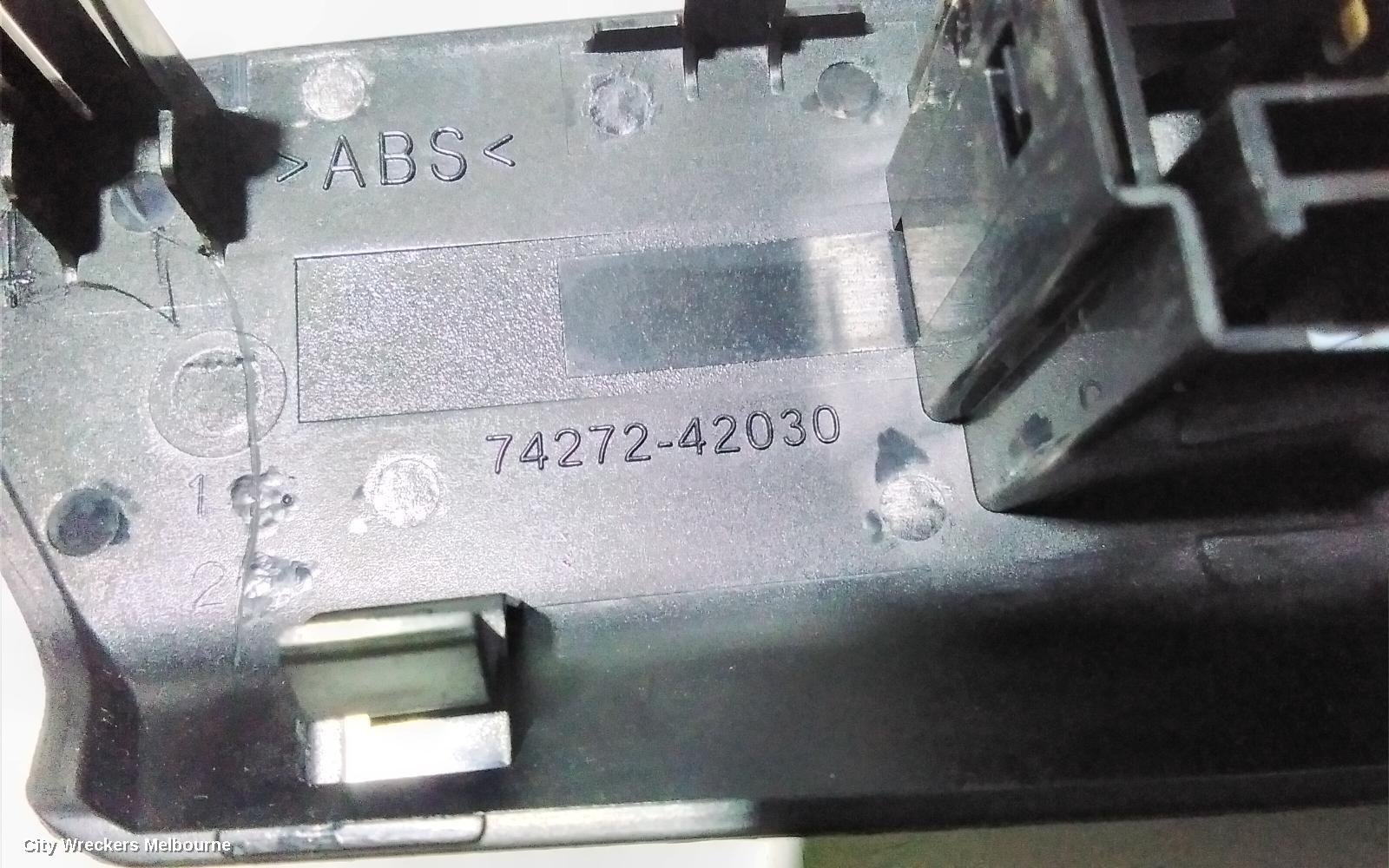 TOYOTA RAV4 PWR DR WIND SWITCH, LH REAR, XA40, 12/2012 - 11/2018