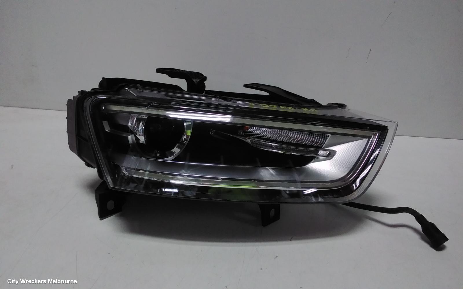 AUDI Q3 RIGHT HEADLAMP, 8U, Q3/RSQ3, XENON, NON ADAPTIVE TYPE, 03/2012 - 10/2014