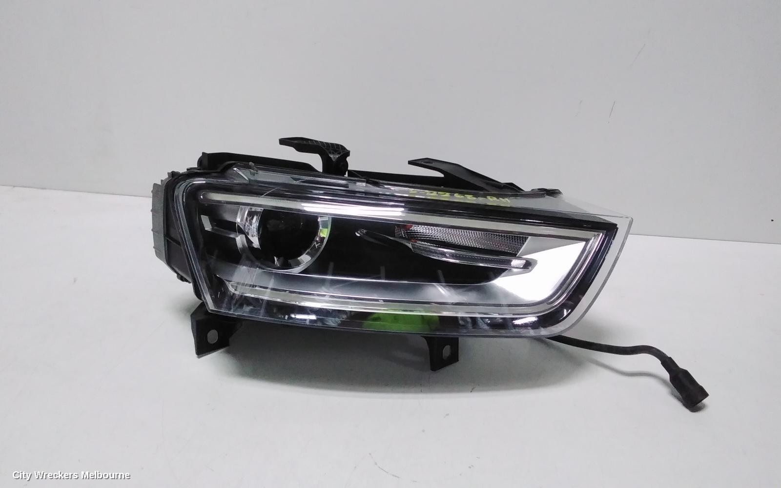 AUDI Q3 RIGHT HEADLAMP, 8U, Q3/RSQ3, XENON, NON ADAPTIVE TYPE, 03/2012 - 10/2014