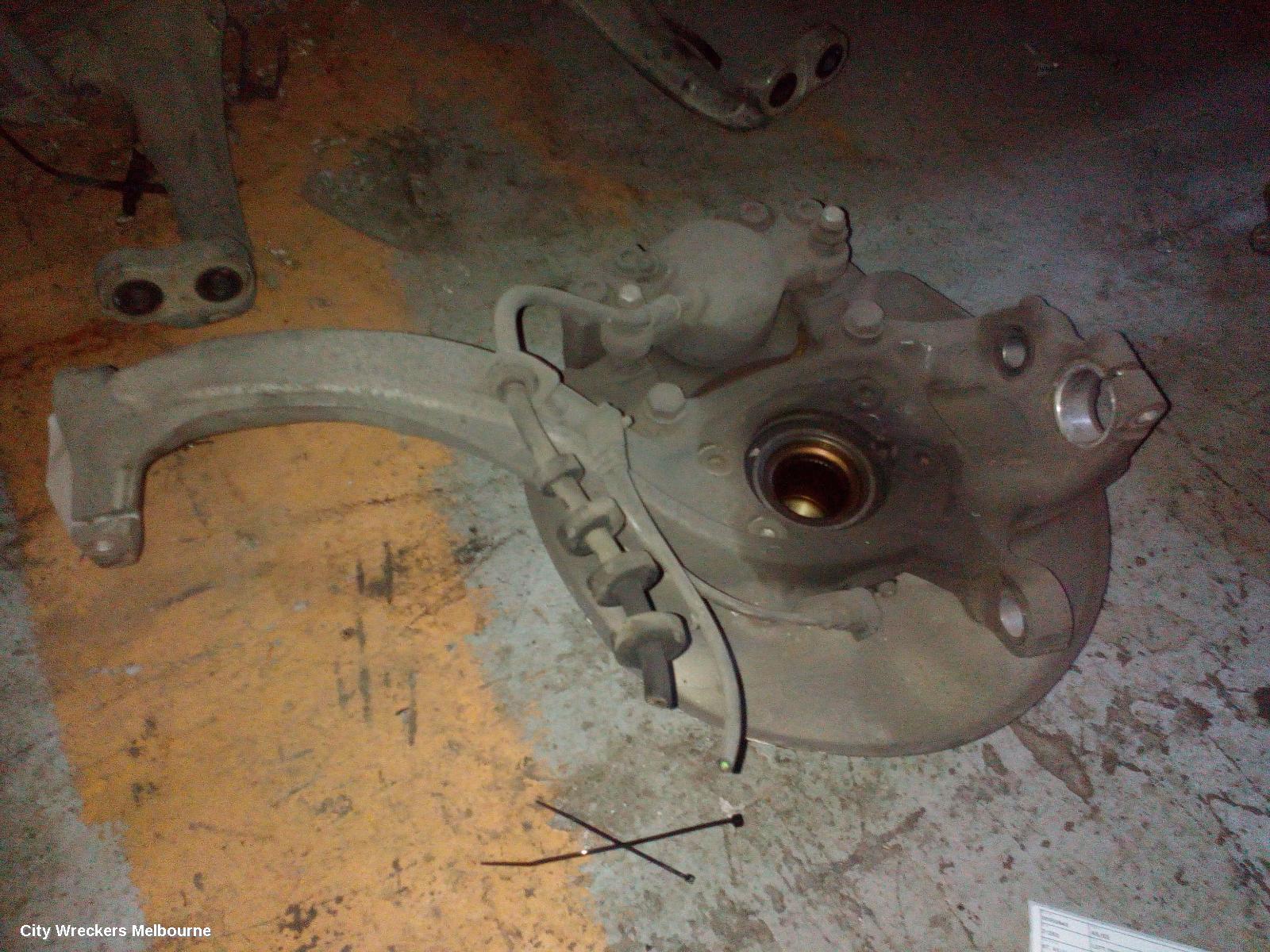 AUDI A5 LEFT FRONT HUB ASSEMBLY, 8T, A5/S5/RS5, 10/2007 - 11/2016