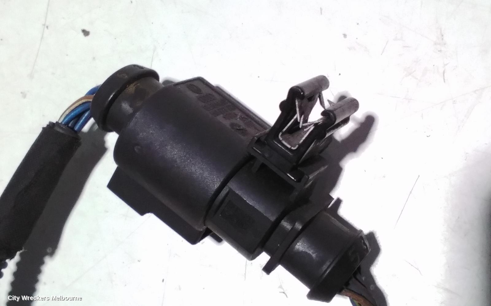 AUDI A5, 8T 10/2007 - 12/2011, CRASH SENSOR FRONT , 3.2L : 42675