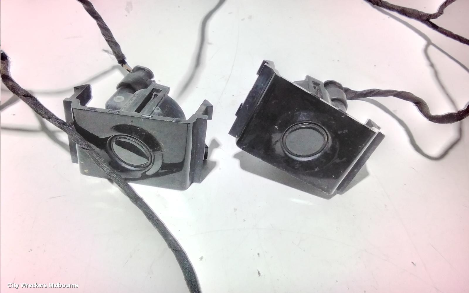 AUDI A5, 8T 10/2007 - 12/2011, CRASH SENSOR FRONT , 3.2L : 42675