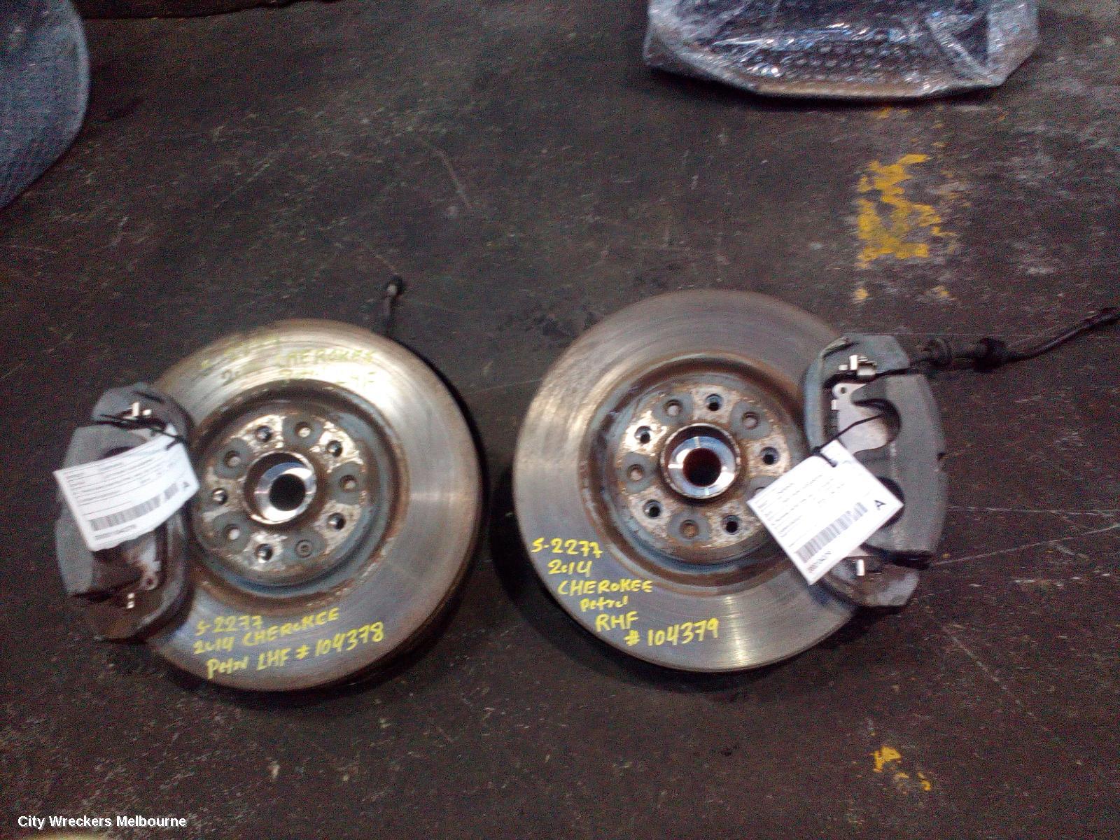 JEEP CHEROKEE RIGHT FRONT HUB ASSEMBLY, KL, TRAILHAWK/LIMITED TYPE, 4WD, 02/2014 - 03/2018