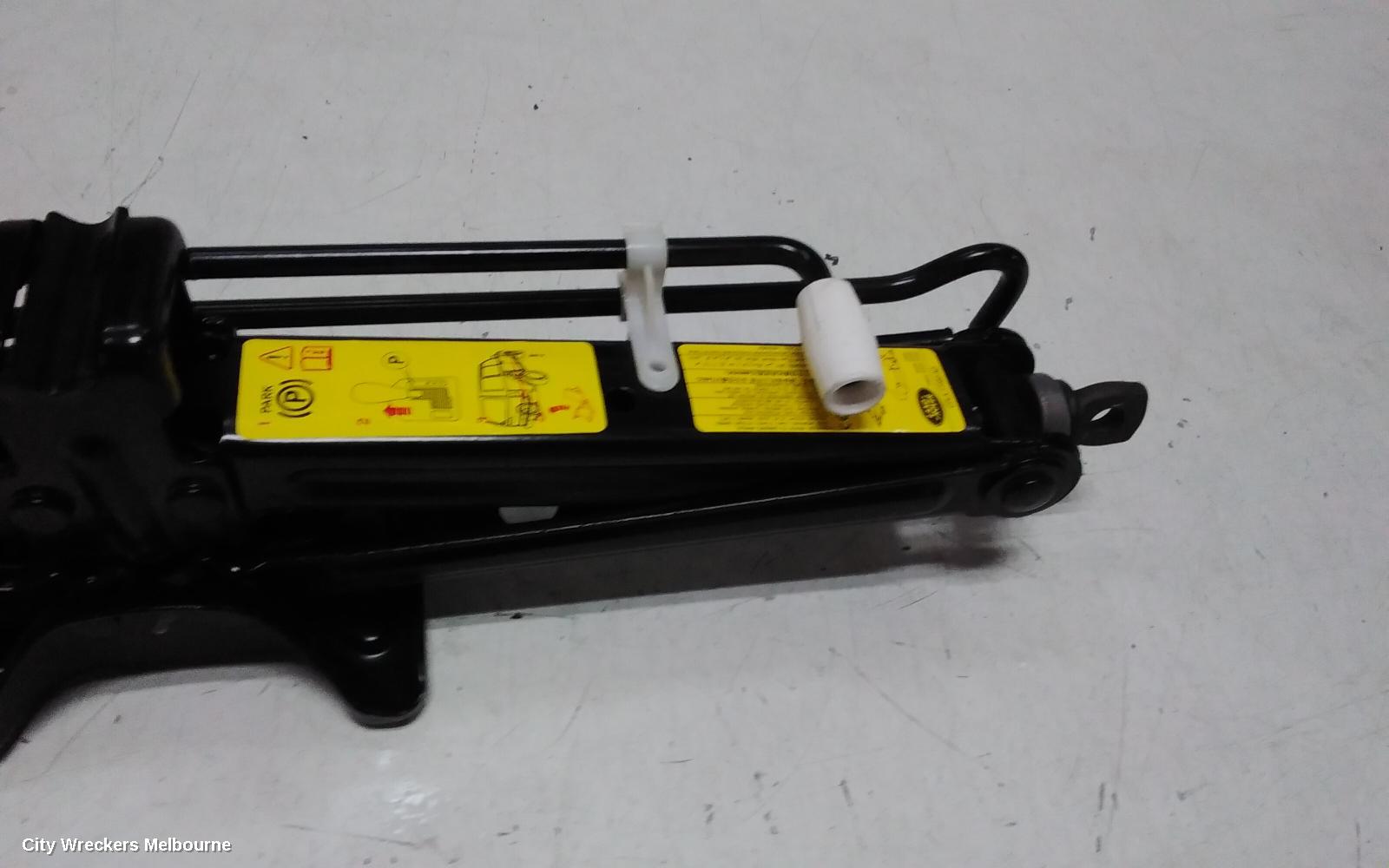LAND ROVER RANGEROVER SPORT JACK/TOOL KIT, L494, 12/2013 - 04/2022