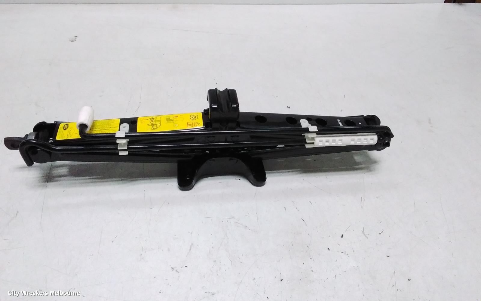 LAND ROVER RANGEROVER SPORT JACK/TOOL KIT, L494, 12/2013 - 04/2022