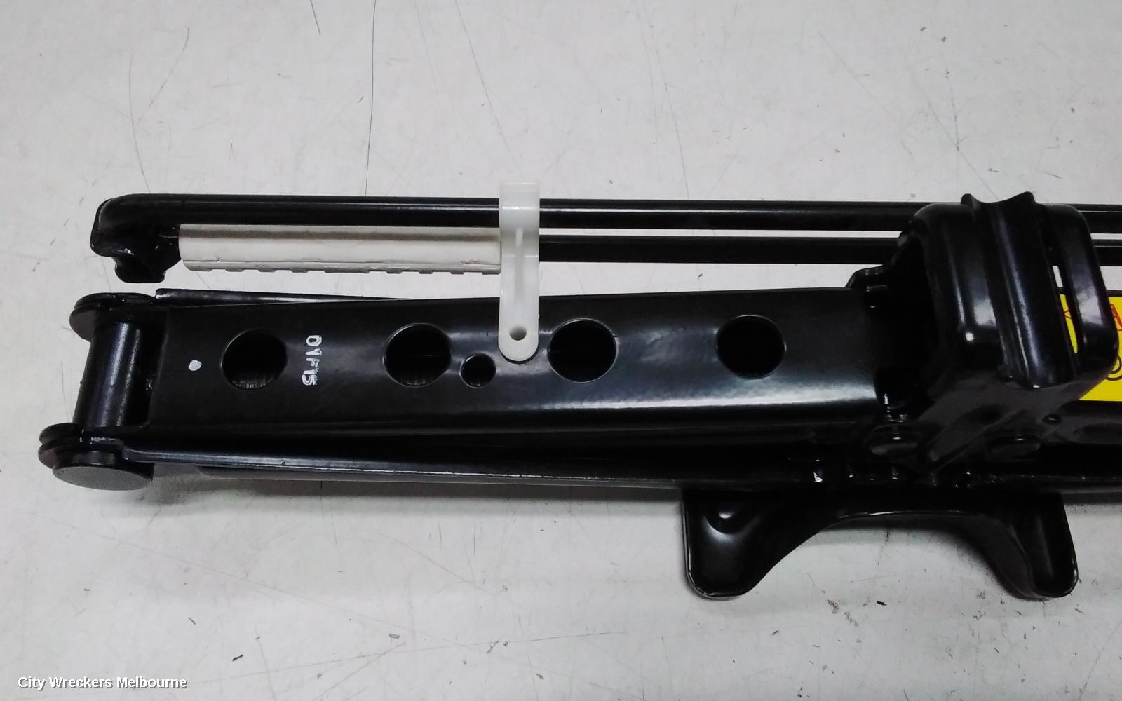 LAND ROVER RANGEROVER SPORT JACK/TOOL KIT, L494, 12/2013 - 04/2022