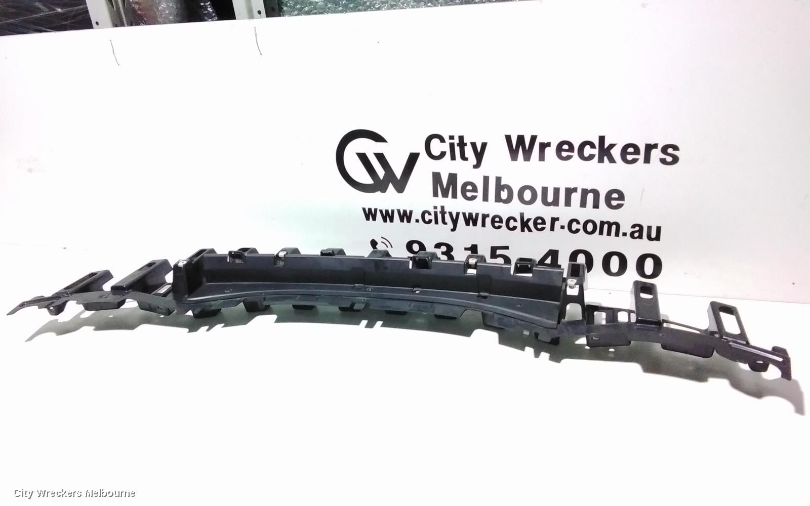 LAND ROVER RANGEROVER SPORT F/BAR REINFORC/BRACK, ENERGY ABSORBER, L494, 06/2013 - 10/2017