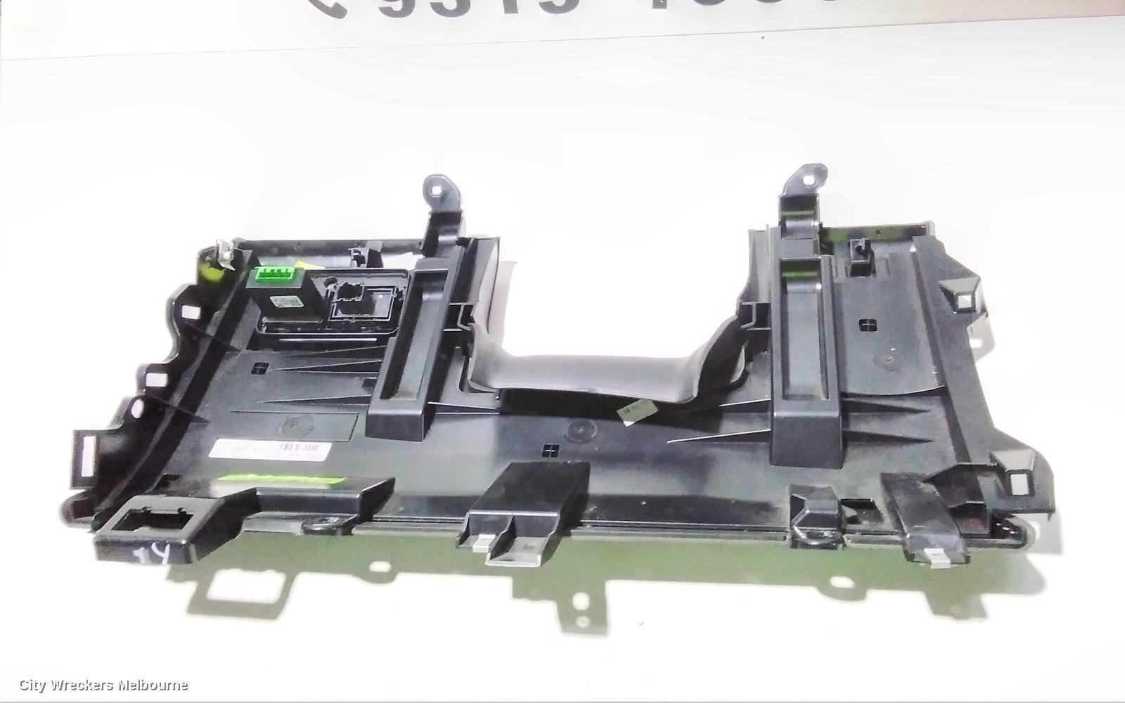 LAND ROVER RANGEROVER SPORT TRIM PANEL, L494, 12/2013 - 04/2022