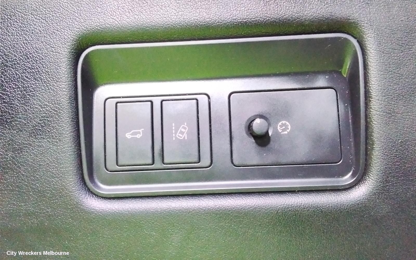 LAND ROVER RANGEROVER SPORT TRIM PANEL, L494, 12/2013 - 04/2022