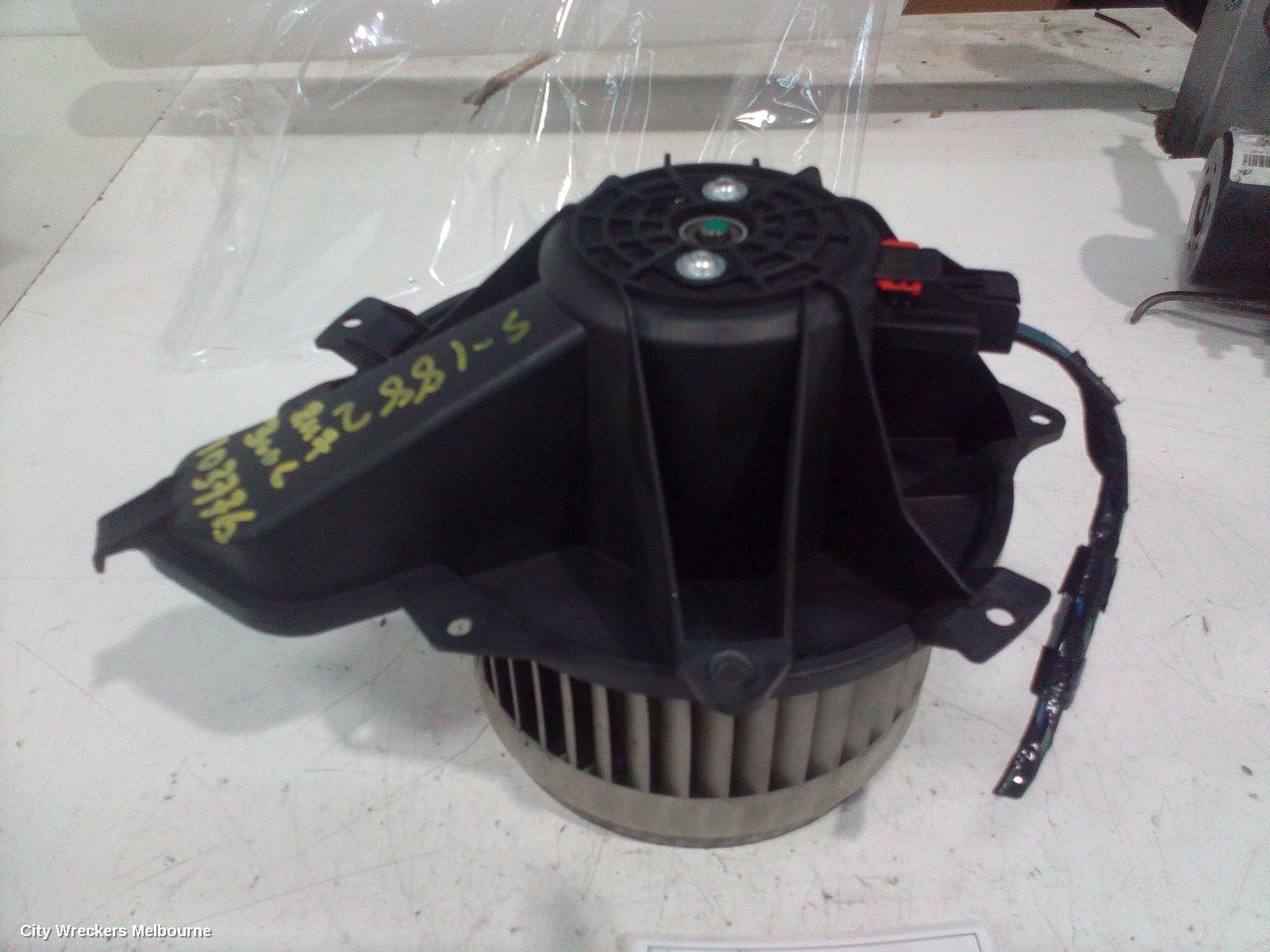 CHRYSLER 300C HEATER FAN MOTOR, 11/2005 - 12/2011