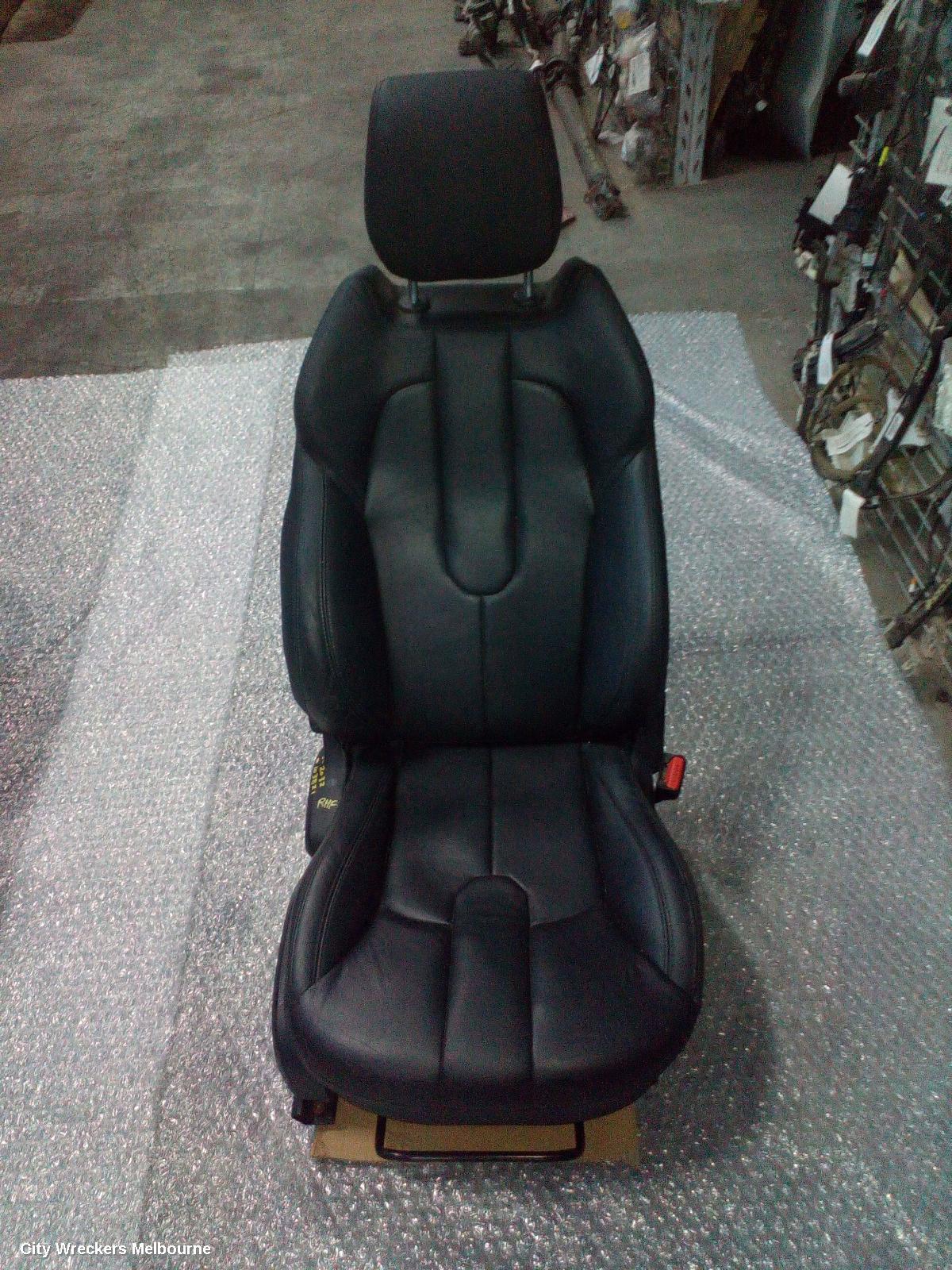 LAND ROVER RANGEROVER EVOQUE FRONT SEAT, RH FRONT, 5DR WAGON, LEATHER, GREY, L538, 11/2011 - 01/2019
