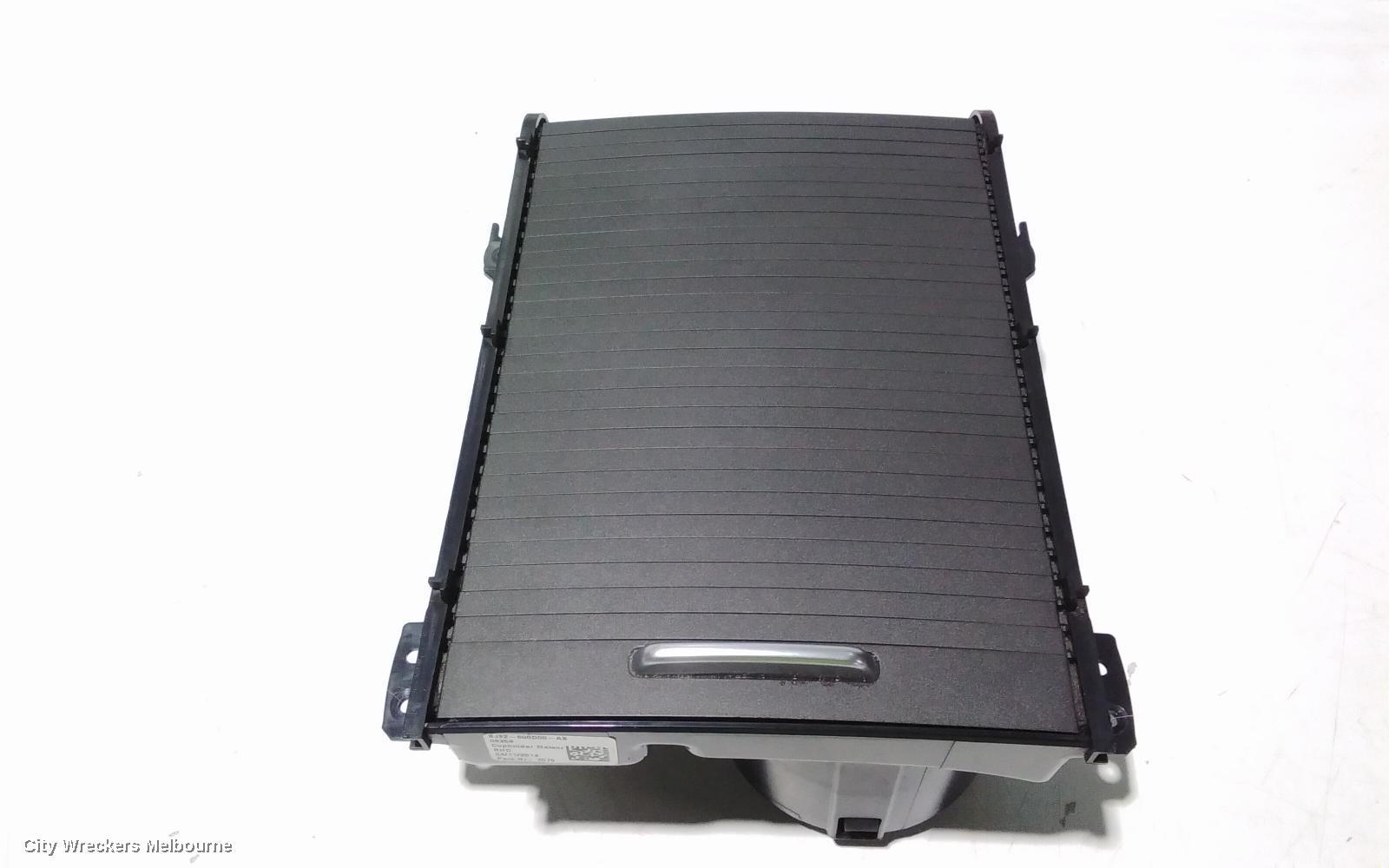 LAND ROVER RANGEROVER EVOQUE, L538, 11/2011 - 01/2019, CUP HOLDER: 103825