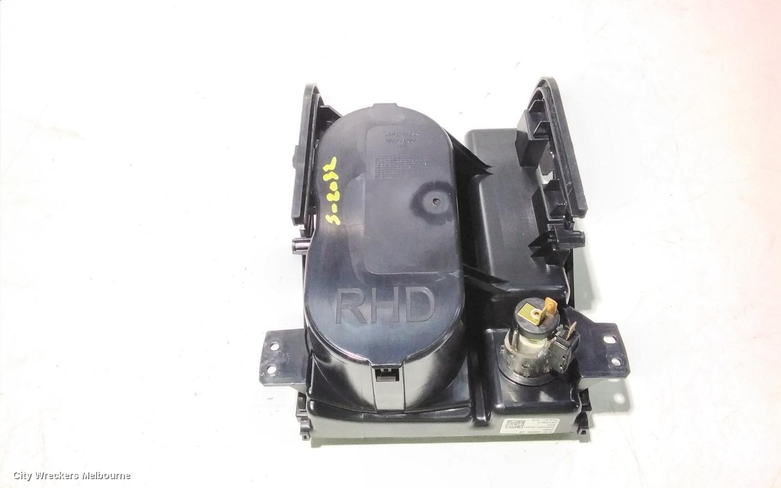 LAND ROVER RANGEROVER EVOQUE, L538, 11/2011 - 01/2019, CUP HOLDER: 103825