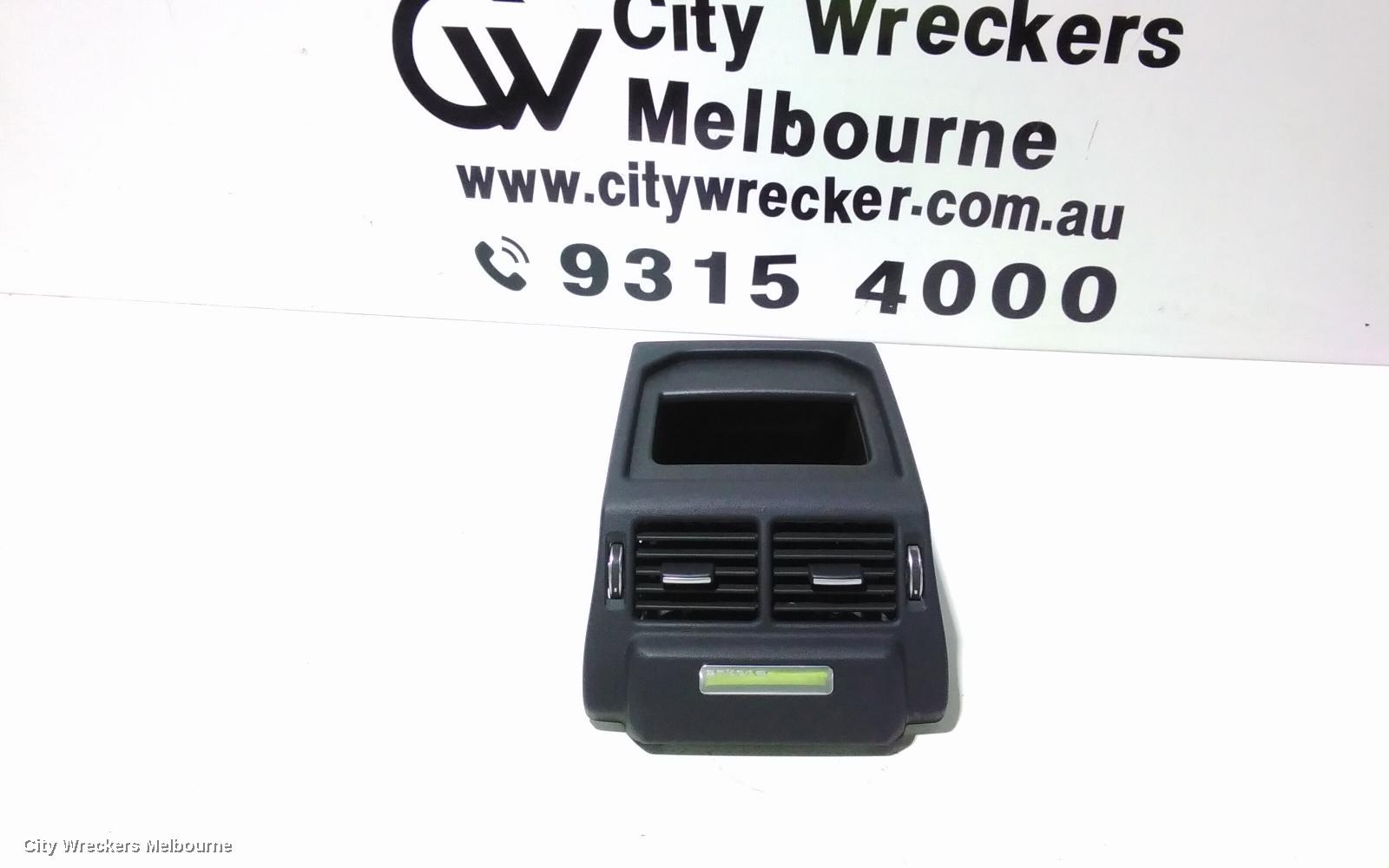 LAND ROVER RANGEROVER EVOQUE, L538, 11/2011 - 01/2019, CENTRE AIRVENT: 103826