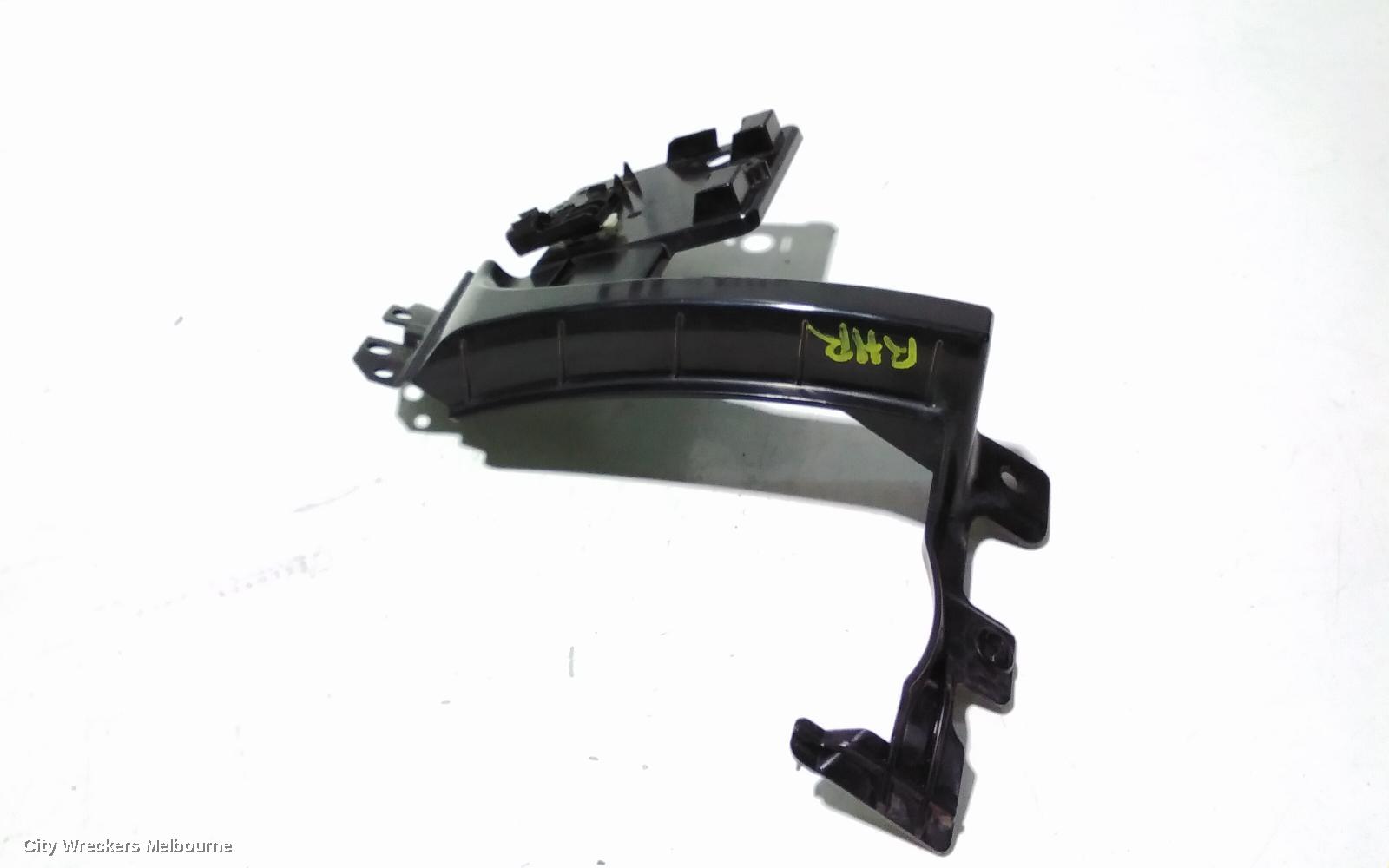 LAND ROVER RANGEROVER EVOQUE, L538, 11/2011 - 01/2019, RHR BAR BRAKET: 103843