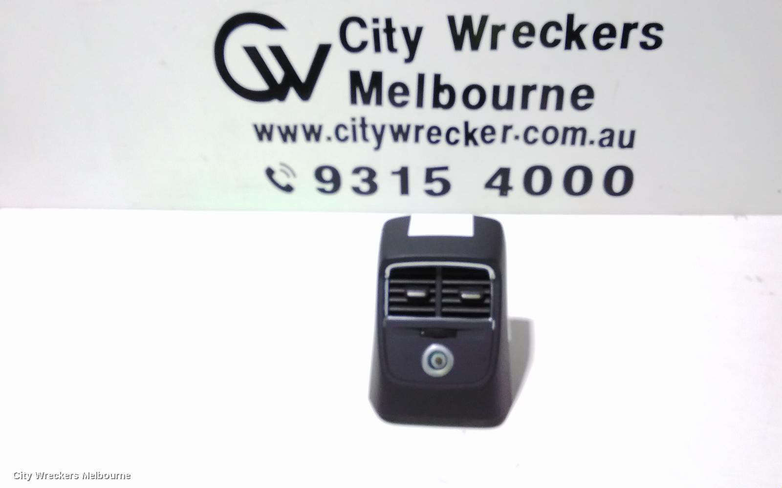 AUDI A3, 8V, 03/2013 - 10/2020, CENTRE AIRVENT BACK OF CONSOL: 103871