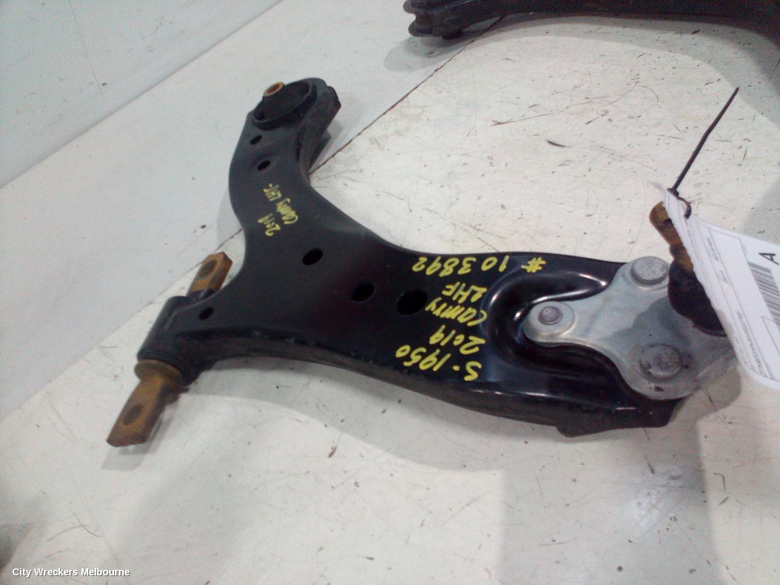 TOYOTA CAMRY LEFT FRONT LOWER CONTROL ARM, XV70, 09/2017 - 05/2024